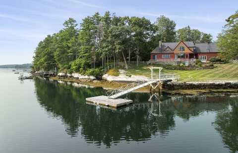 83 Western Ledge Road, Boothbay, ME 04537