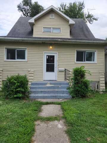 744 S Elm Avenue, Kankakee, IL 60901