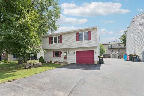 317 W Riverside Drive, McHenry, IL 60051