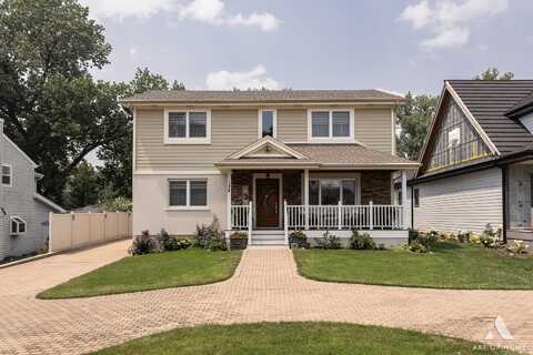 124 Sunrise Avenue, Willowbrook, IL 60527