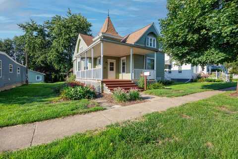 126 W Main Street, El Paso, IL 61738