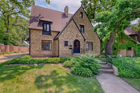 41 Hamilton Avenue, Elgin, IL 60123