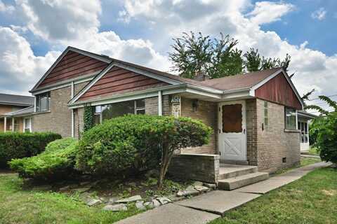 3829 W Chase Avenue, Lincolnwood, IL 60712