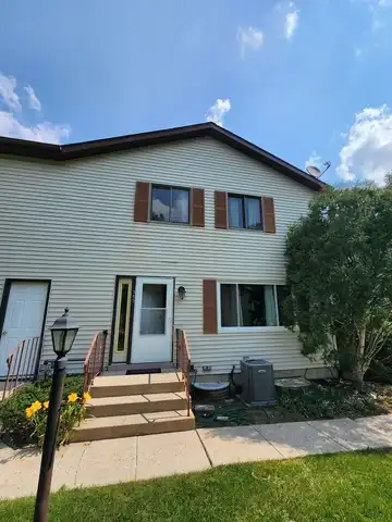 765 Washington Street, Woodstock, IL 60098
