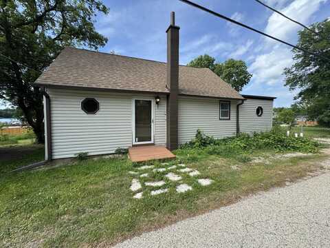 42309 Woodbine Avenue, Antioch, IL 60002
