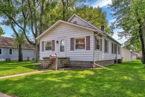 185 E Division Street, Coal City, IL 60416