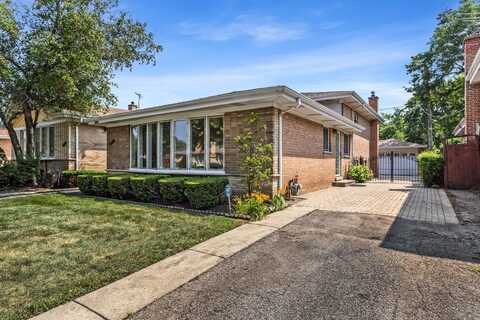 4647 Howard Street, Skokie, IL 60076