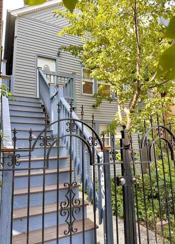 2638 W Belden Avenue, Chicago, IL 60647