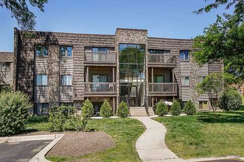 1464 Stonebridge Circle, Wheaton, IL 60189