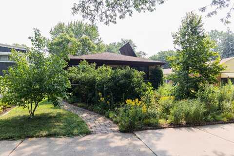 325 Dodge Avenue, Evanston, IL 60202