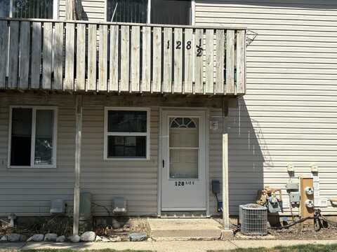 128.5 Cora Avenue, Fox Lake, IL 60020