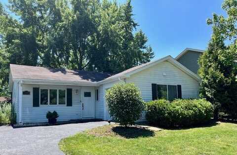 3105 Fox Hill Road, Aurora, IL 60504