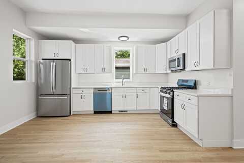 6445 S Rhodes Avenue, Chicago, IL 60637
