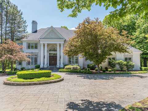 4n680 WARE WOODS Drive, Saint Charles, IL 60175