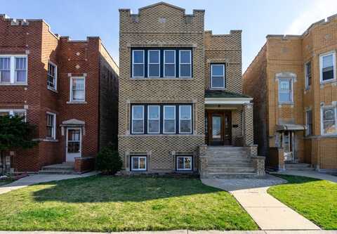 5225 W Melrose Street, Chicago, IL 60641
