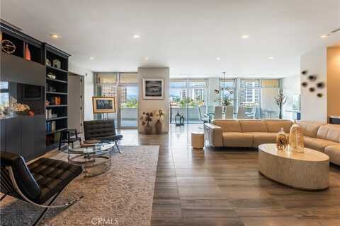 1333 S Beverly Glen Boulevard, Los Angeles, CA 90024