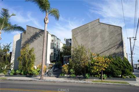 320 12th Street, Seal Beach, CA 90740