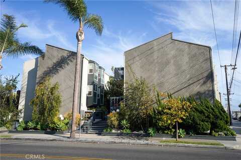 320 12th Street, Seal Beach, CA 90740