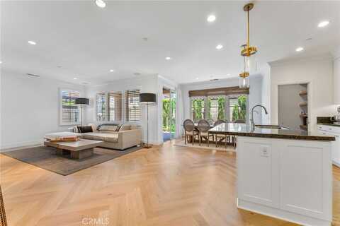 74 Cactus Flower, Irvine, CA 92620