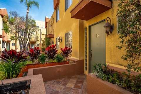 5350 N Sepulveda Boulevard, Sherman Oaks, CA 91411