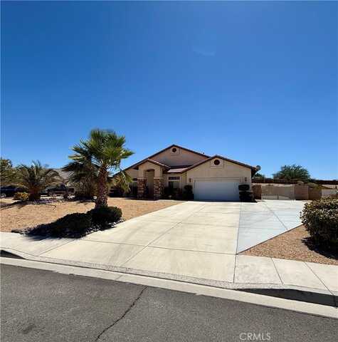 13572 Kurena Road, Apple Valley, CA 92308