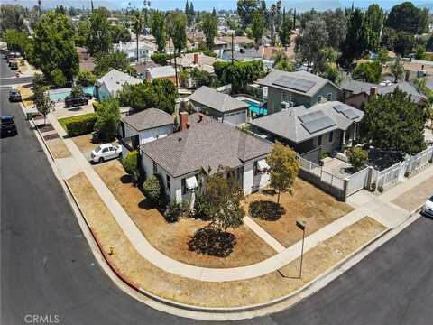 8224 Wilkinson Avenue, North Hollywood, CA 91605