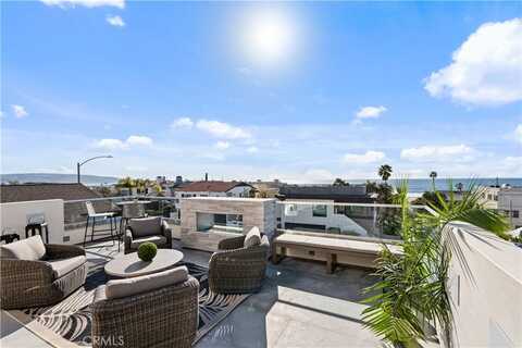 2540 Manhattan Avenue, Hermosa Beach, CA 90254