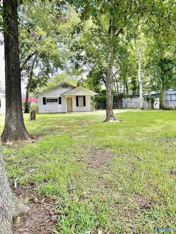 708 Raley Street, Gadsden, AL 35903