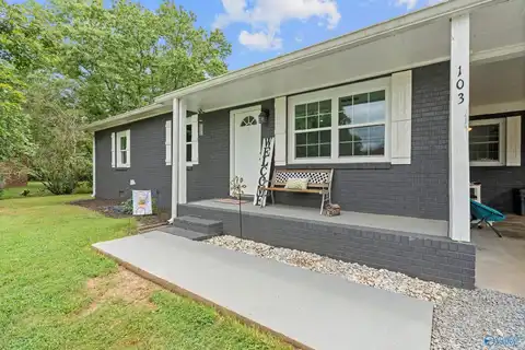 103 Lowell Circle, Fayetteville, TN 37334
