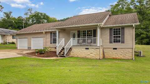 403 Lincoln Avenue SE, Fort Payne, AL 35967