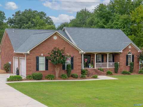 2225 Oak Drive, Boaz, AL 35956
