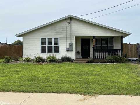 808 N 12Th Street N, Fairfield, IA 52556
