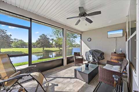 433 WALNUT Drive, Jacksonville, FL 32259