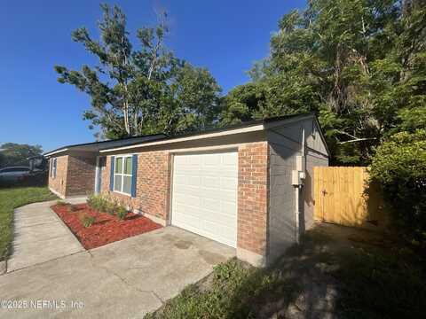 2660 KENWOOD Drive W, Jacksonville, FL 32210
