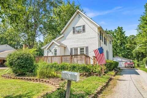 125 Pleasant Street, Wellington, OH 44090