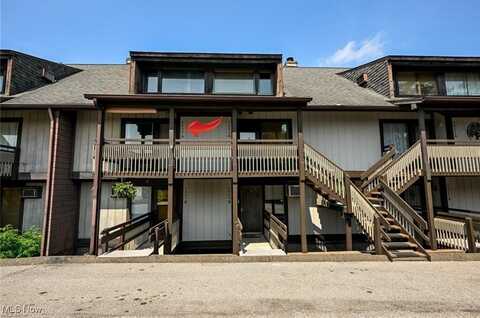 1607 Treetop Trail, Akron, OH 44313