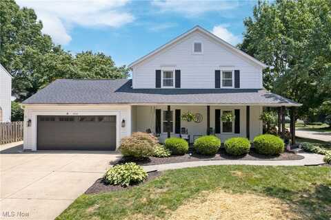 7836 Sandleford Avenue NW, North Canton, OH 44720