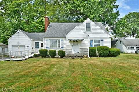 656 Youngstown Kingsville Road SE, Vienna, OH 44473