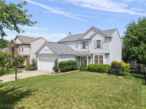 2327 Crockett Circle, Stow, OH 44224