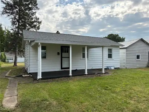 1631 E High Avenue, New Philadelphia, OH 44663