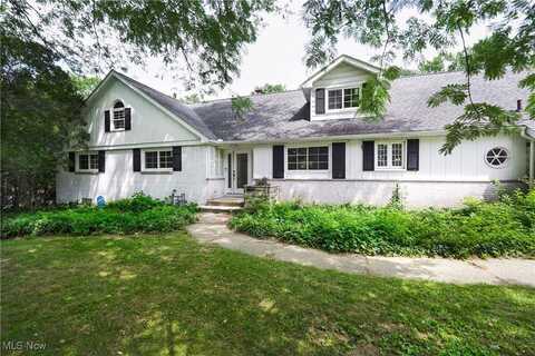 135 Southwood Road, Akron, OH 44313