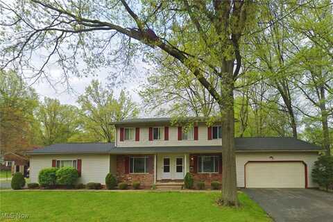 2407 Hillcrest Drive, Stow, OH 44224