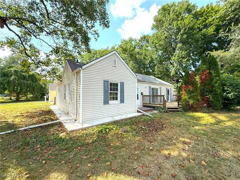 1591 Delia Avenue, Akron, OH 44320