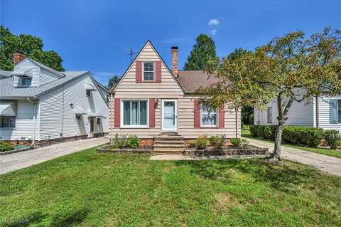 11568 Woodview Boulevard, Parma Heights, OH 44130