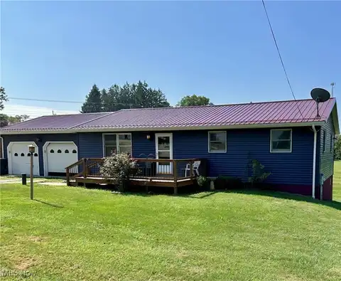 2397 Adamsville Road, Zanesville, OH 43701