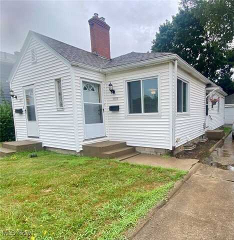 1093 N Main Street, Akron, OH 44310