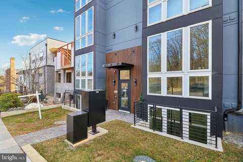 2213 M Street NE, Washington, DC 20002
