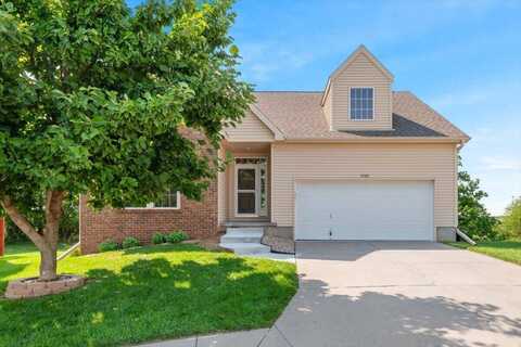 4792 Cedarbrook Drive, Council Bluffs, IA 51503