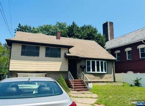 1043 Edgewater Avenue, Ridgefield, NJ 07657