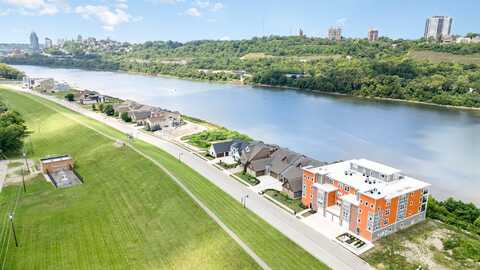 605 Manhattan Boulevard, Dayton, KY 41074